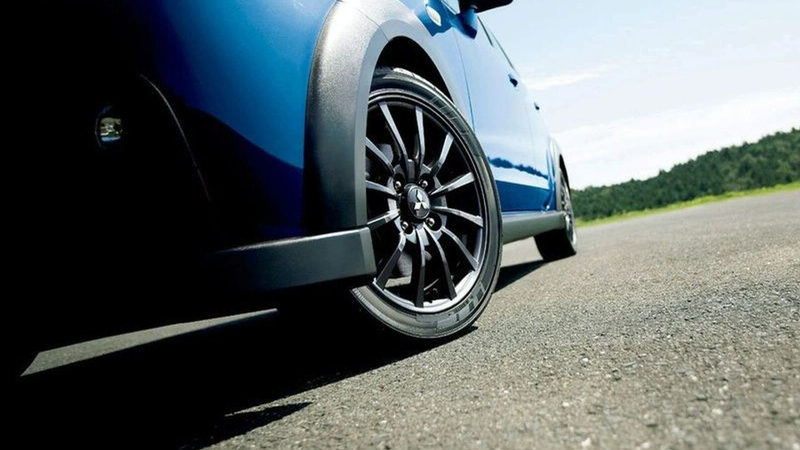 Illustration for article titled The Mitsubishi Colt Ralliart Version-R Special Would Have Saved Mitsubishi